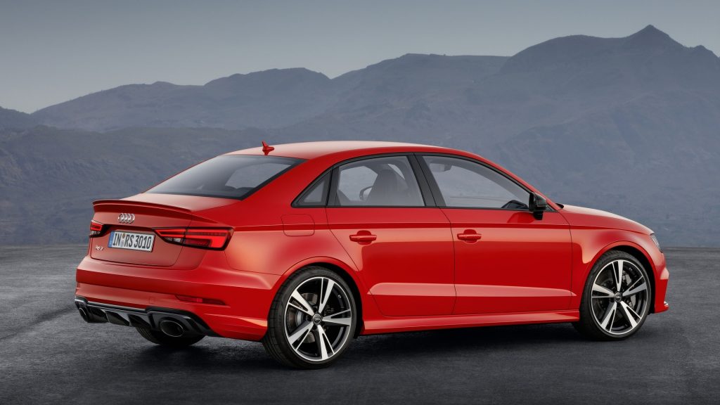 audi-rs3-berlina