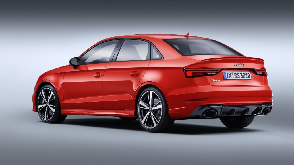 audi-rs3-berlina