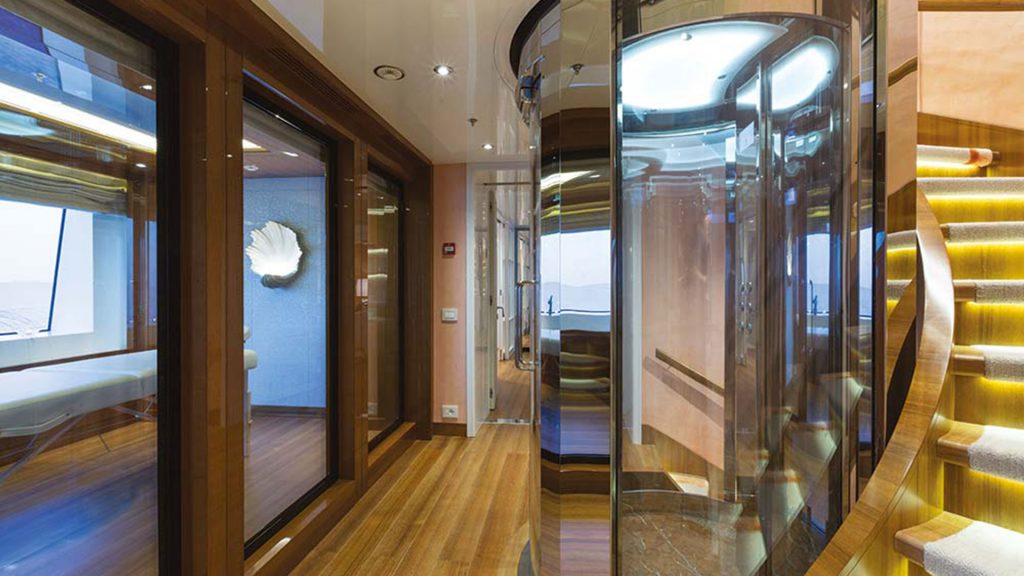 benetti-lady-candy-18-2