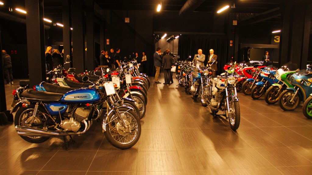 classic-car-auction-yearbook-2015-2016-credit-suisse