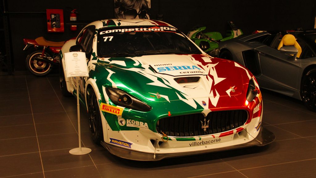 classic-car-auction-yearbook-2015-2016-credit-suisse