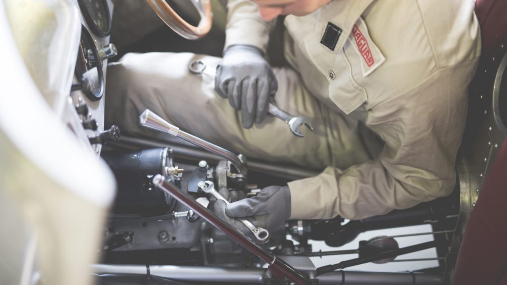 jaguar-xkss