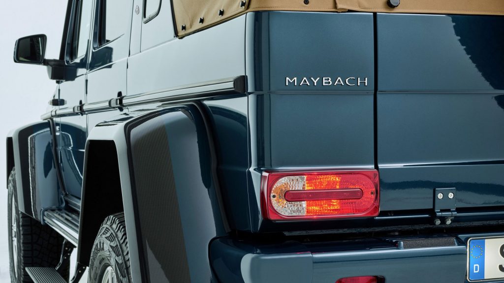 mercedes-maybach-g650-landaulet-17