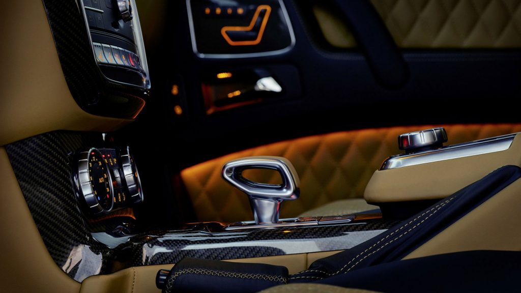 mercedes-maybach-g650-landaulet-19