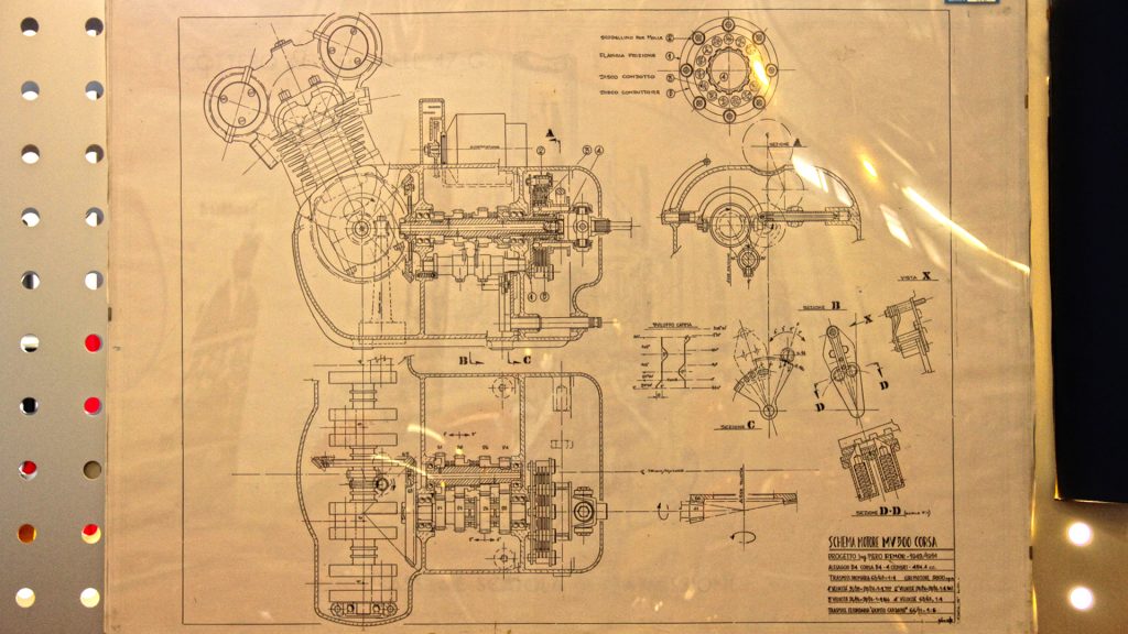 museo-agusta-cascina-costa-mv-agusta-brutale-800