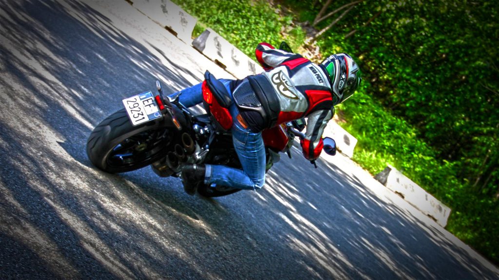 mv-agusta-brutale-800-prova-test-104