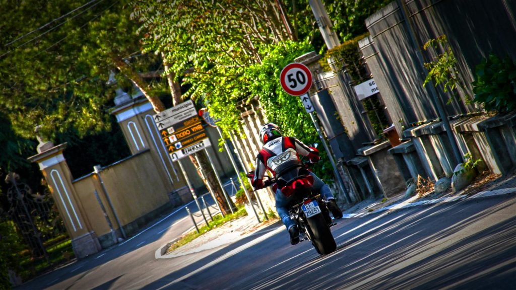 mv-agusta-brutale-800-prova-test-114