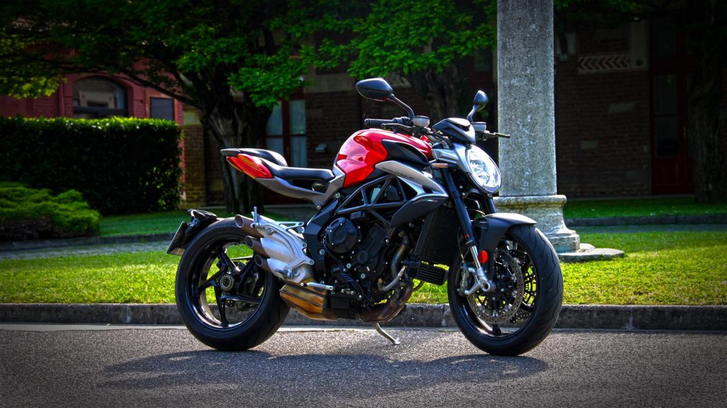 mv-agusta-brutale-800-prova-test-40