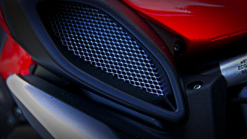 mv-agusta-brutale-800-prova-test-61