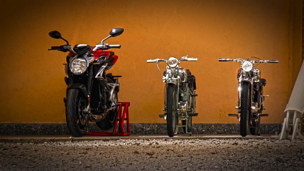 mv-agusta-brutale-800-prova-test-98