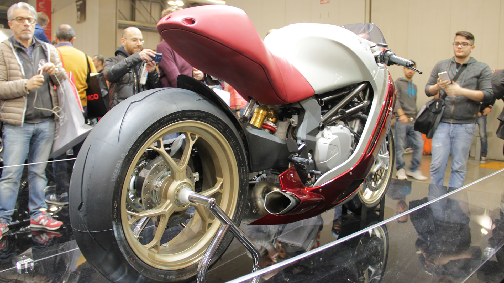 mv-agusta-eicma-2016