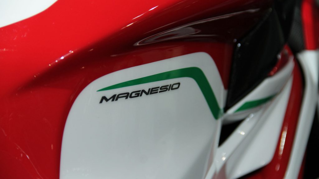 mv-agusta-eicma-2016