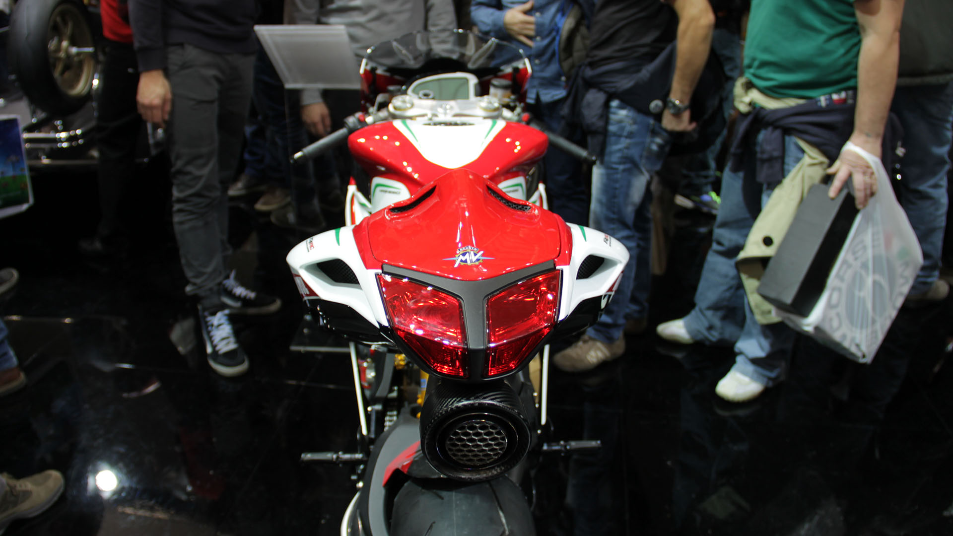 mv-agusta-eicma-2016