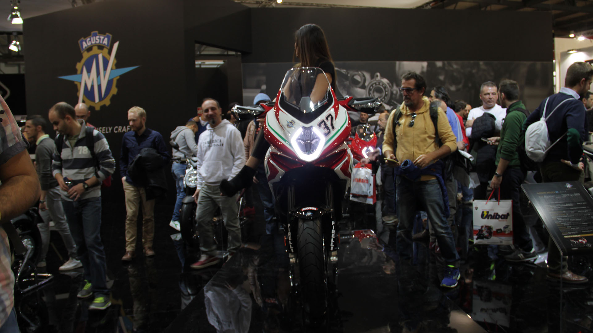 mv-agusta-eicma-2016