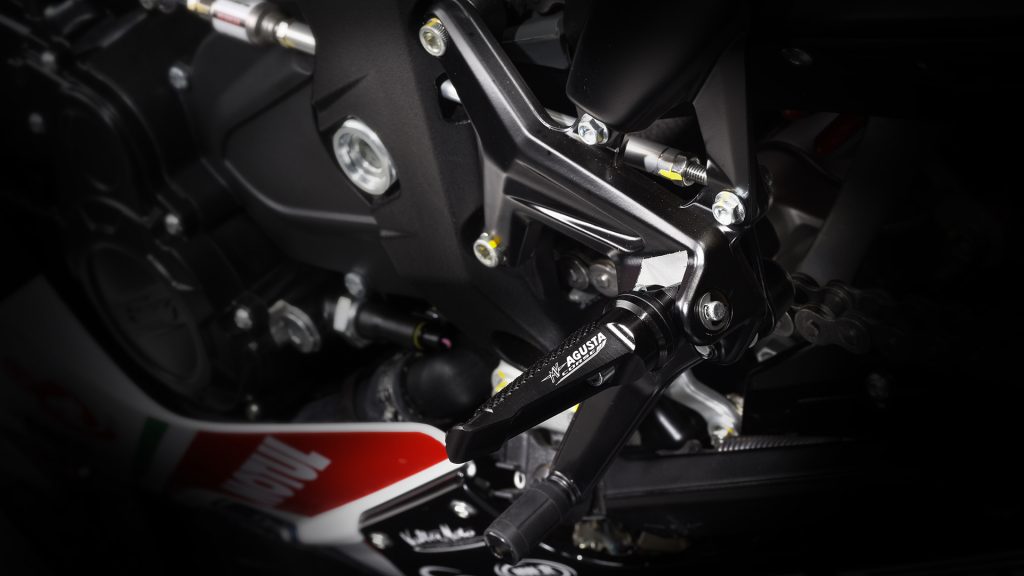mv-agusta-f3-rc-2017