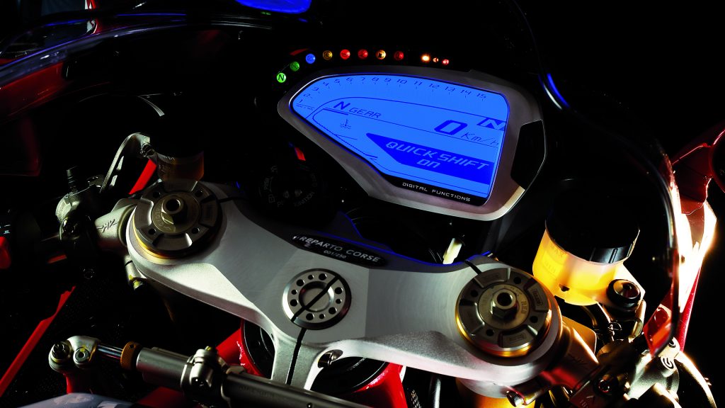 mv-agusta-f4-rc-my-2017