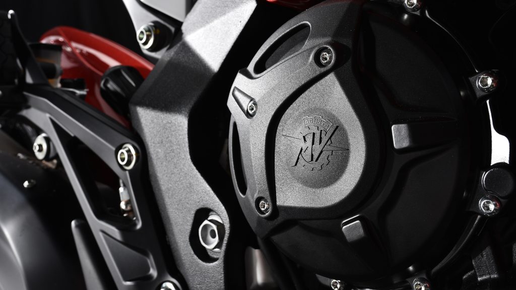 mv-agusta-turismo-veloce-lusso-rc