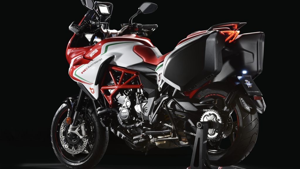 mv-agusta-turismo-veloce-lusso-rc
