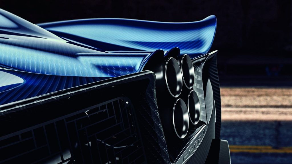 pagani-huayra-roadster-18