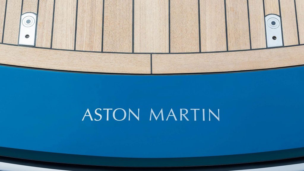 aston-martin-am37-by-quintessence-yachts