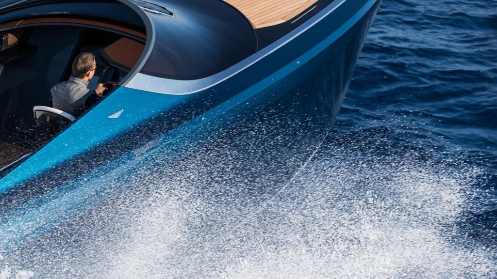 aston-martin-am37-by-quintessence-yachts