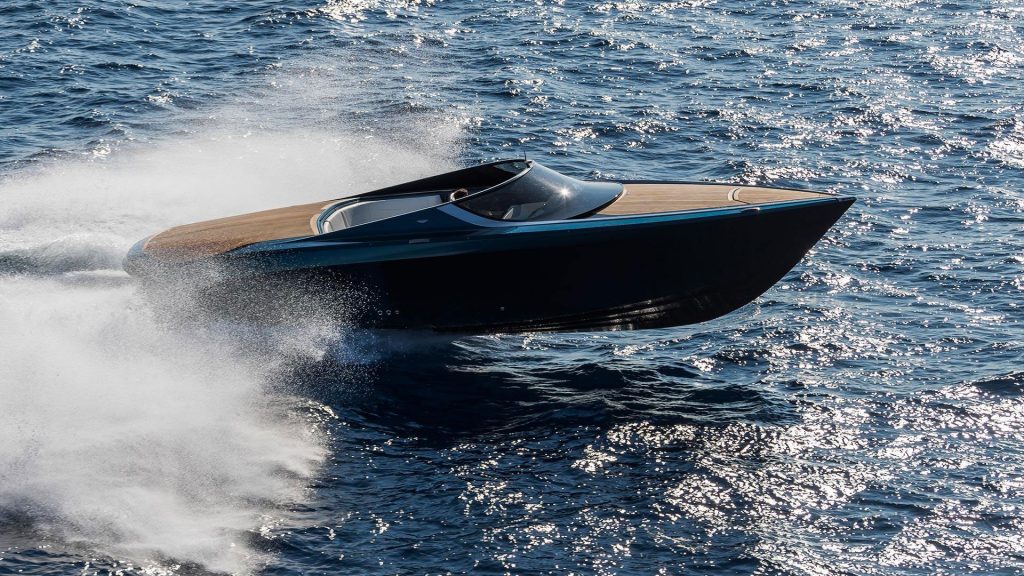 aston-martin-am37-by-quintessence-yachts