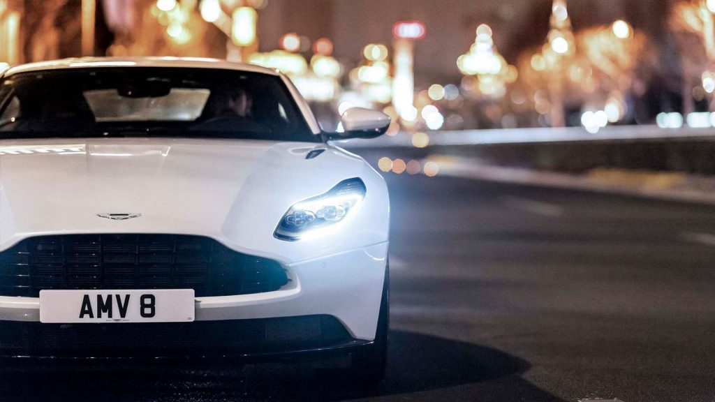 aston-martin-db11-v8-biturbo