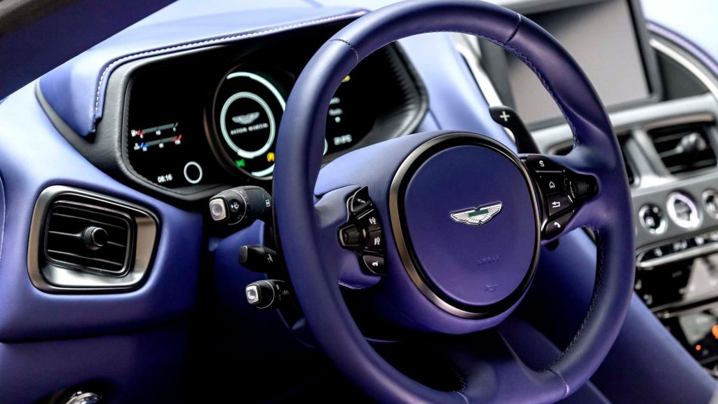 aston-martin-db11-v8-biturbo