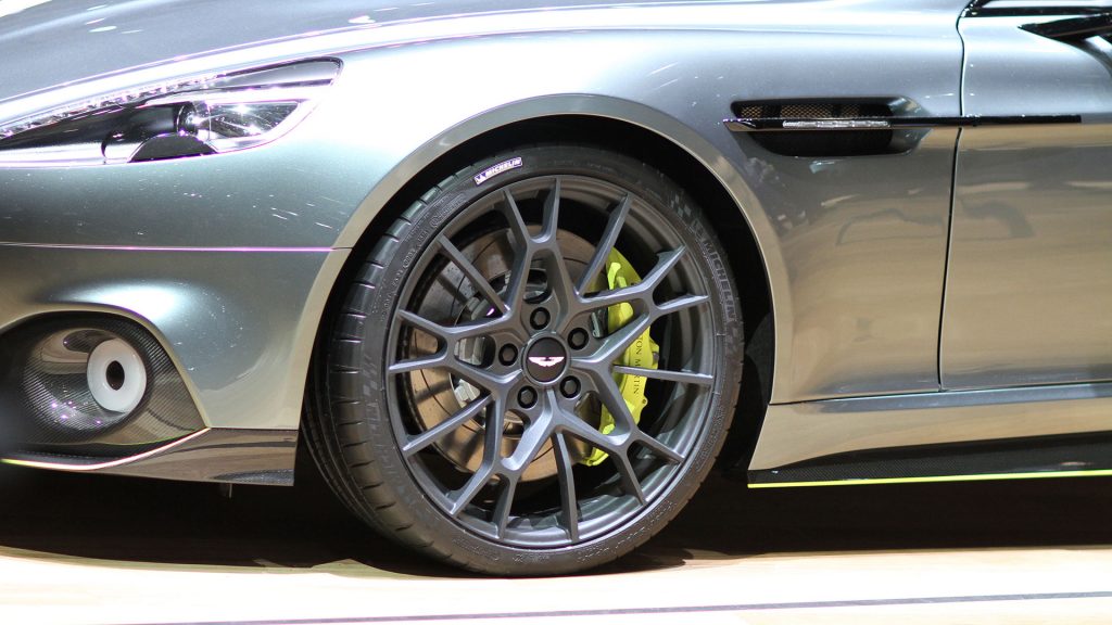 aston-martin-ginevra-2017-14
