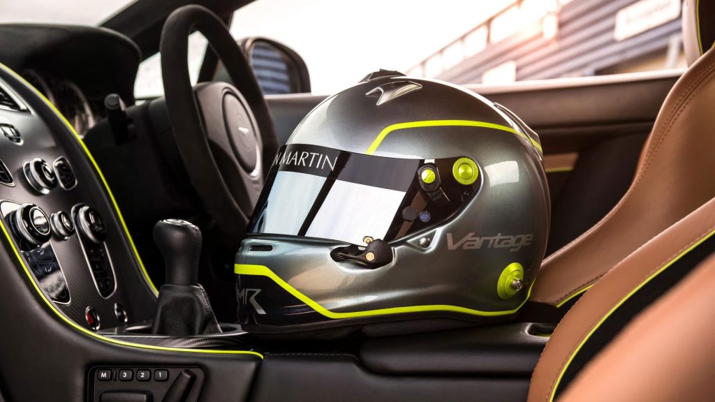 aston-martin-vantage-amr