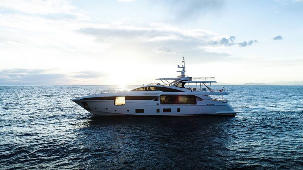 azimut-yachts-grande-35metri-1