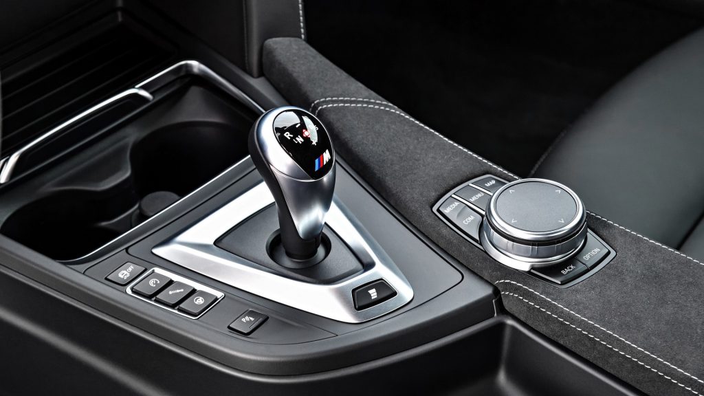bmw-m4-cs-40