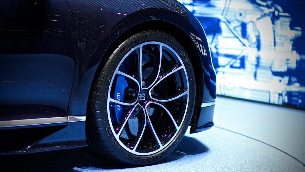bugatti-ginevra-2017