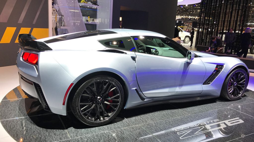 chevrolet-ginevra-2017-11