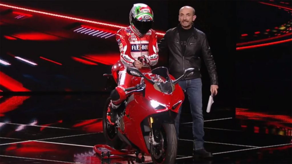ducati-panigale-v4