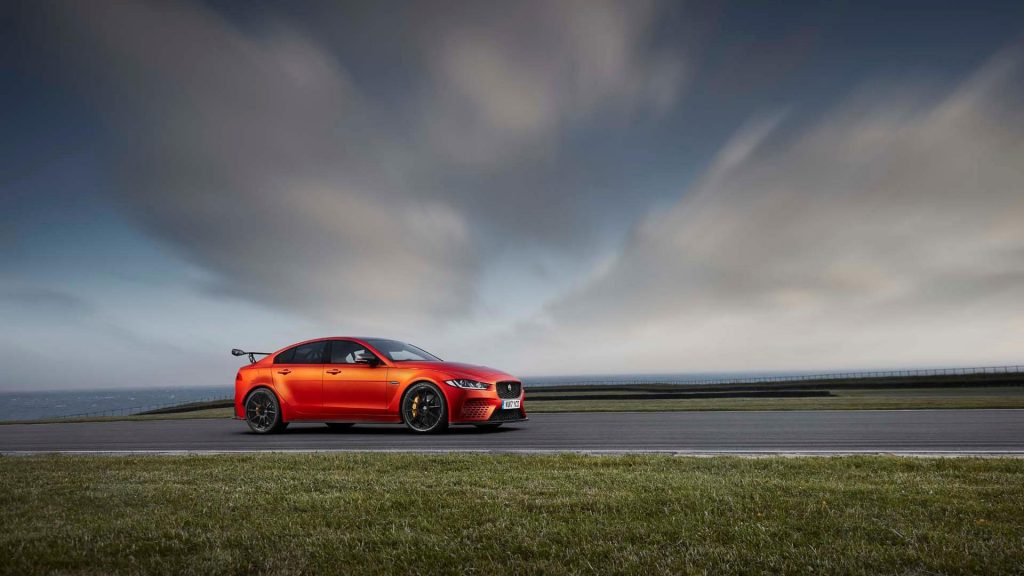 jaguar-xe-sv-project-8