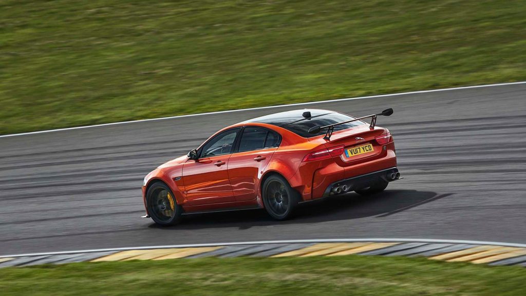jaguar-xe-sv-project-8