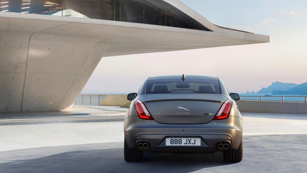 jaguar-xjr575