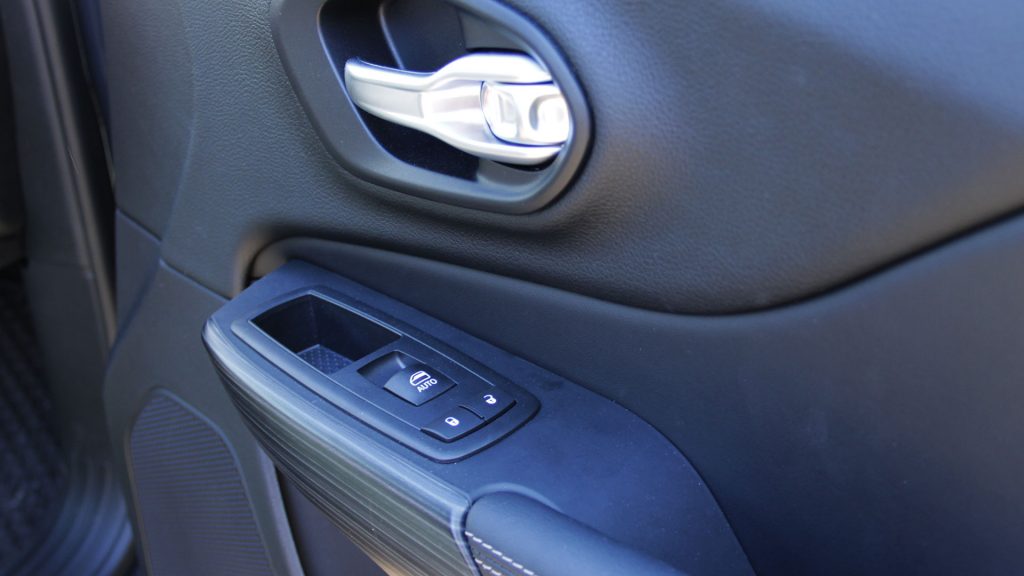 jeep-cherokee-prova-test-23