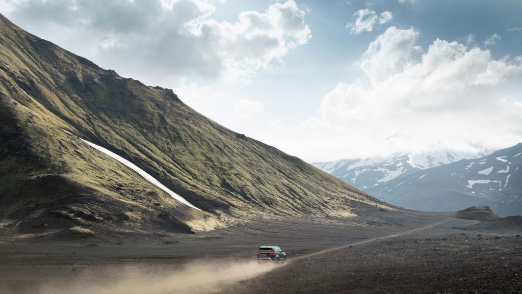 land-rover-discovery-svx