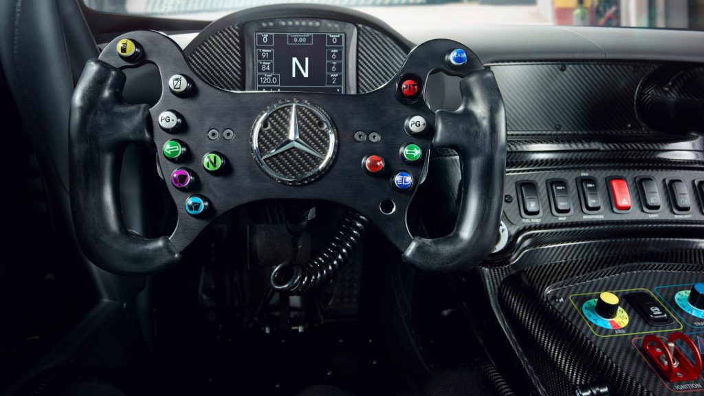 mercedes-amg-gt4