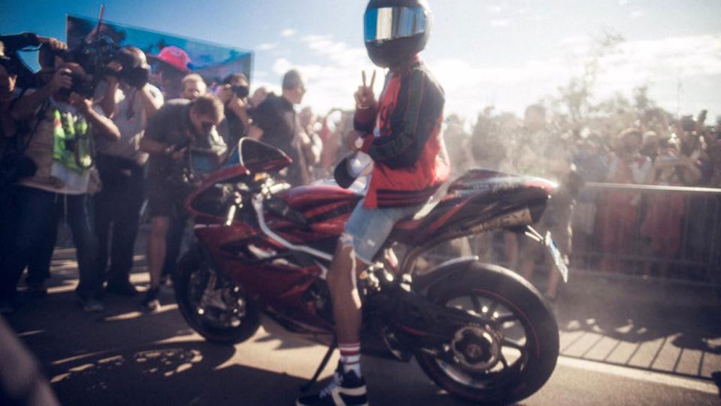 mv-agusta-f4-rc-lh44-lewis-hamilton