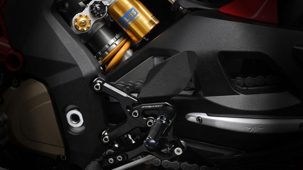mv-agusta-f4-rc-my-2018