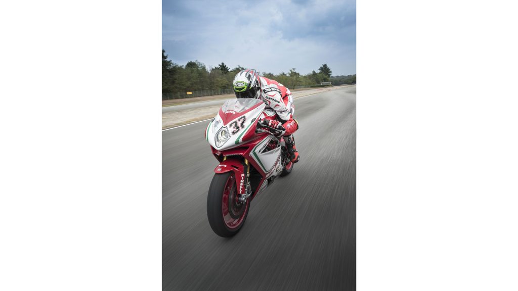 mv-agusta-f4-rc-my-2018