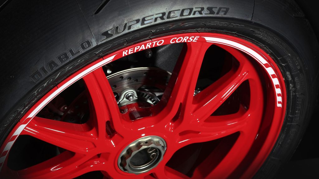 mv-agusta-f4-rc-my-2018