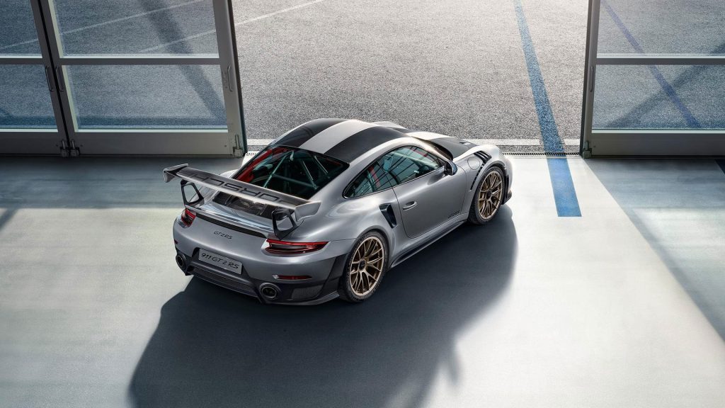 porsche-911-gt2-rs