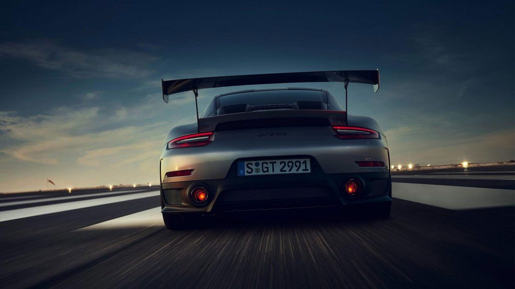 porsche-911-gt2-rs