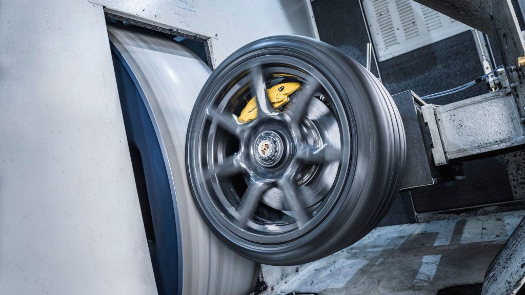 porsche-cerchi-fibra-di-carbonio-911-turbo-s-exclusive