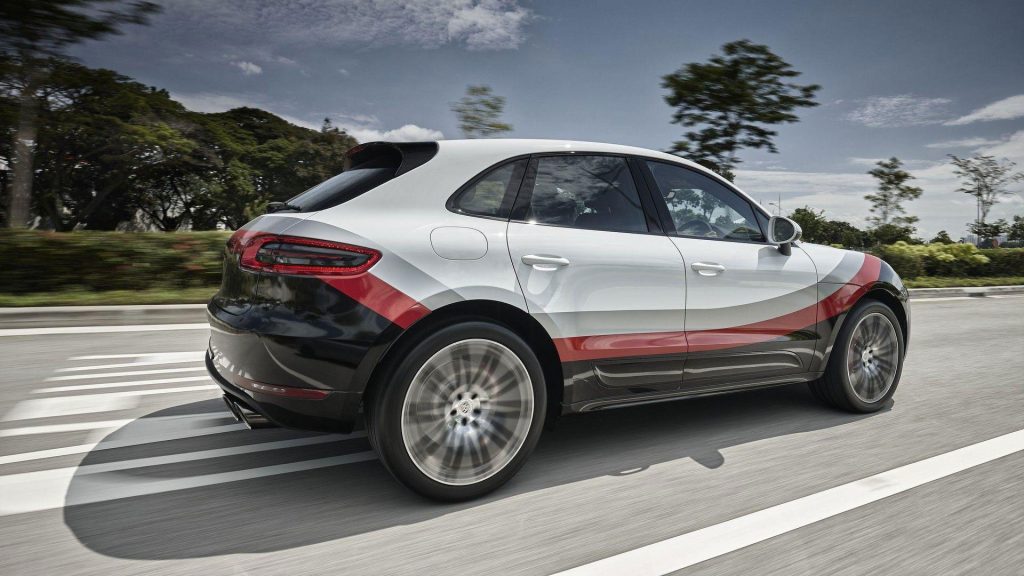 porsche-macan-turbo-performance-pack-porsche-motorsport