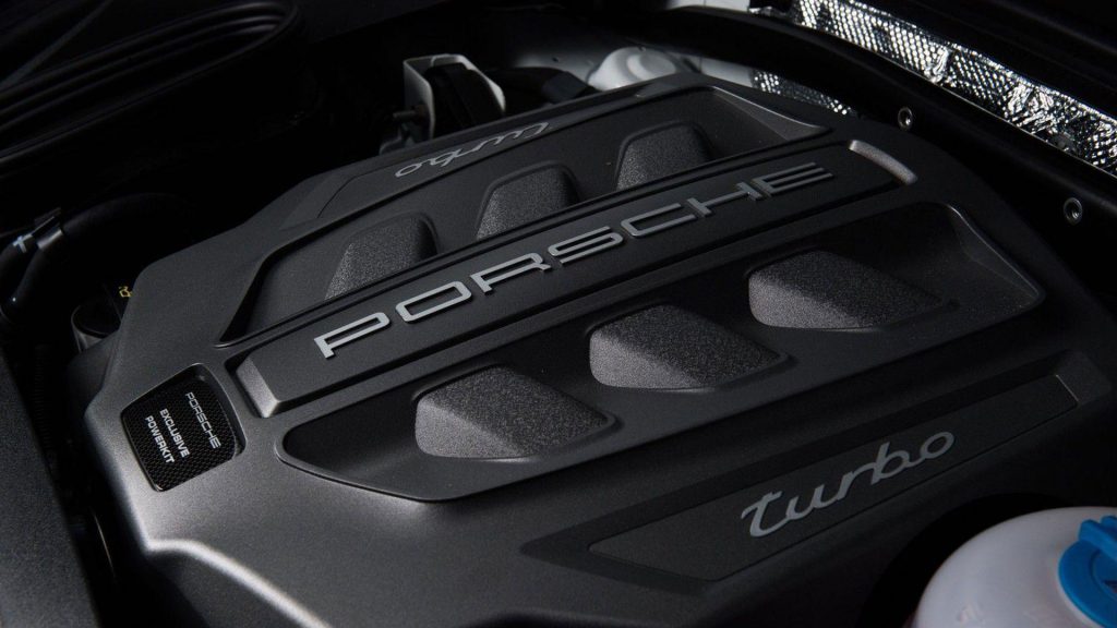 porsche-macan-turbo-performance-pack-porsche-motorsport